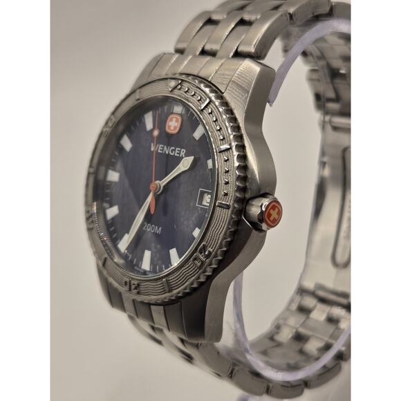 Wenger Swiss Military Men's Blue Dial Quartz 200m Dive Watch. 43mm. New Battery - Picture 6 of 14